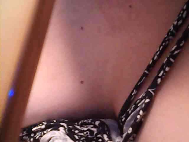 lovelyshantal webcam