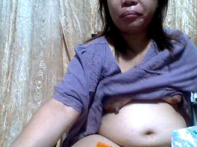 lovelyshantal webcam