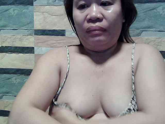 lovelyshantal webcam