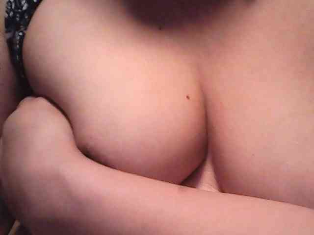 lovelyshantal webcam