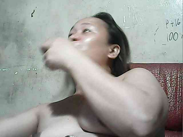 lovelyshantal webcam