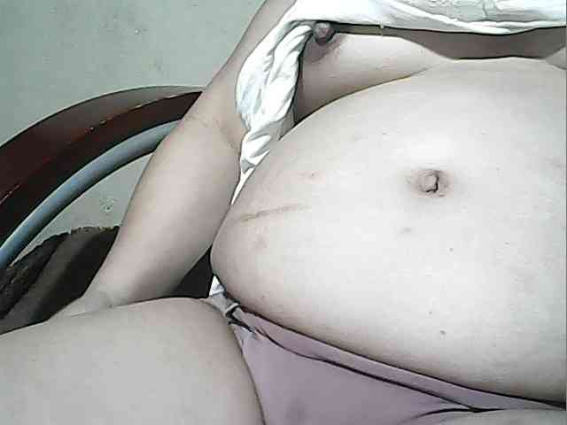 lovelyshantal webcam