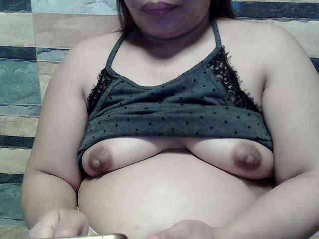 lovelyshantal webcam