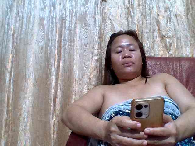lovelyshantal webcam