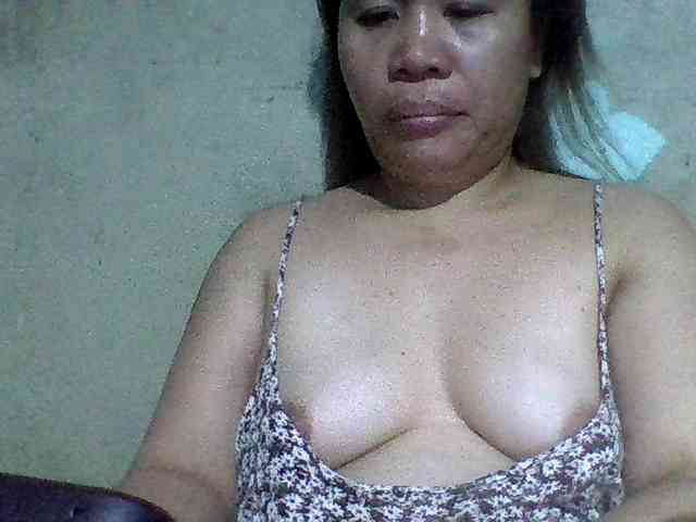 lovelyshantal webcam