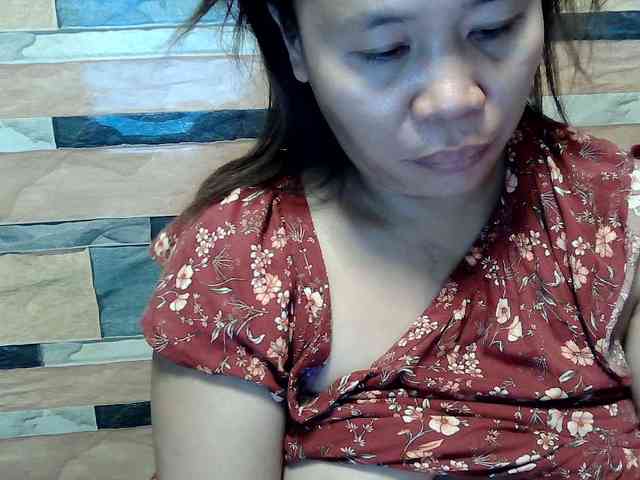 lovelyshantal webcam