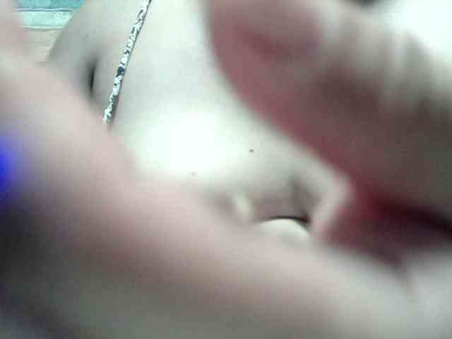 lovelyshantal webcam