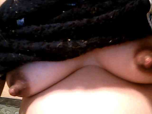 lovelyshantal webcam