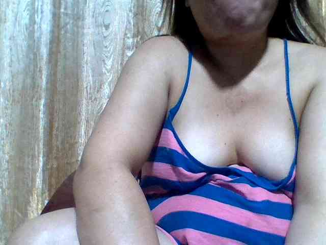 lovelyshantal webcam