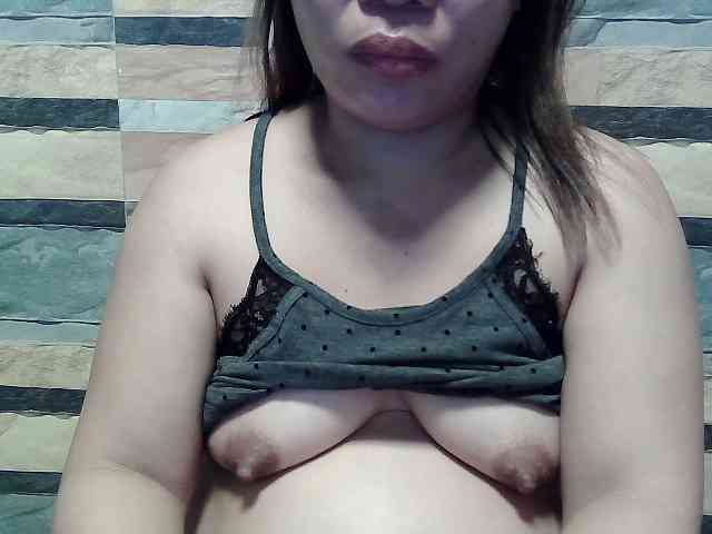 lovelyshantal webcam