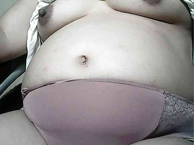lovelyshantal webcam