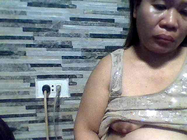 lovelyshantal webcam