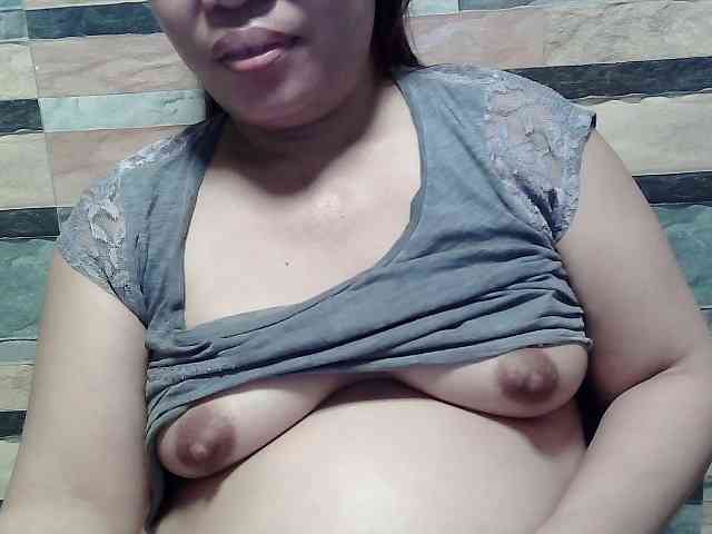 lovelyshantal webcam
