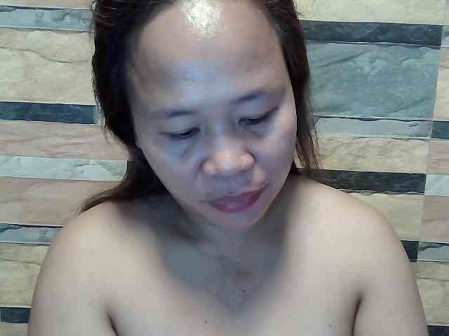 lovelyshantal webcam