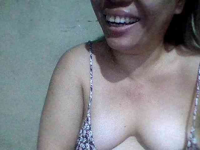 lovelyshantal webcam