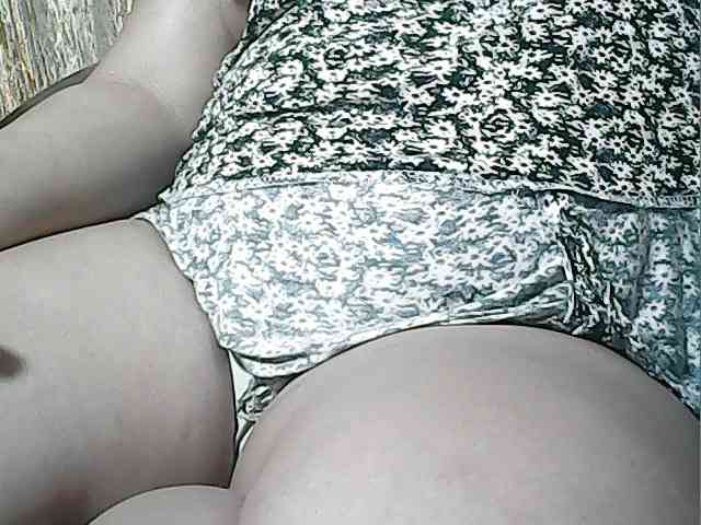 lovelyshantal webcam