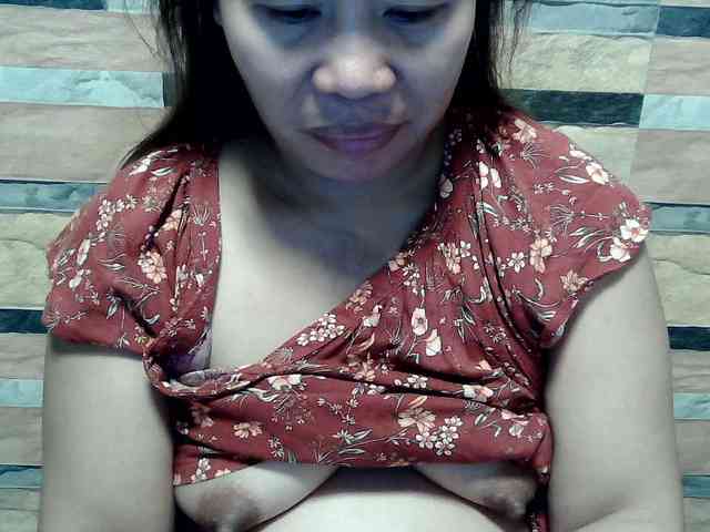 lovelyshantal webcam