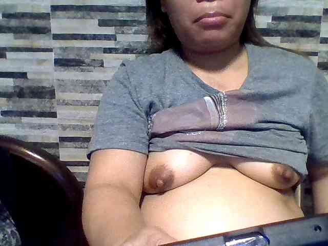 lovelyshantal webcam