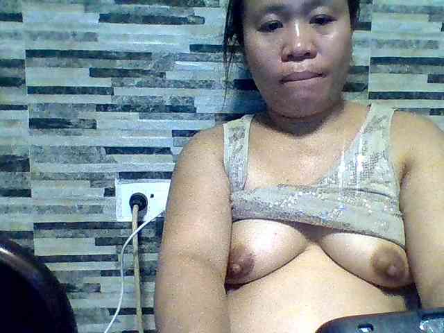 lovelyshantal webcam