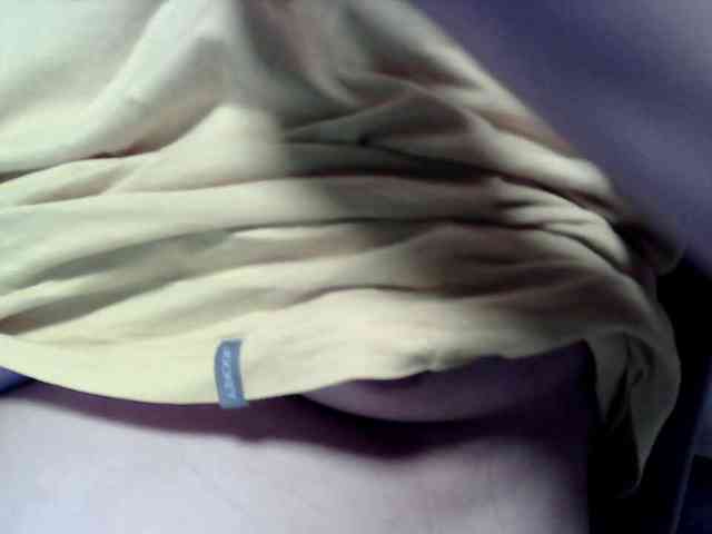 lovelyshantal webcam