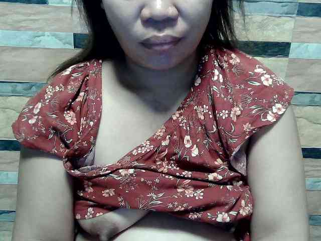 lovelyshantal webcam