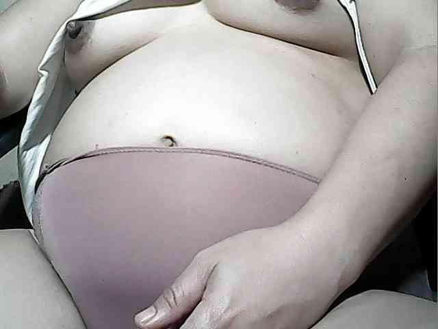 lovelyshantal webcam