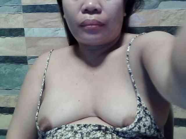 lovelyshantal webcam
