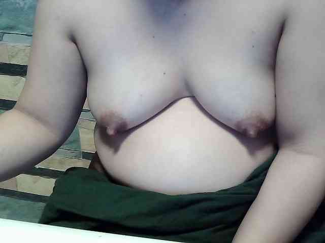 lovelyshantal webcam