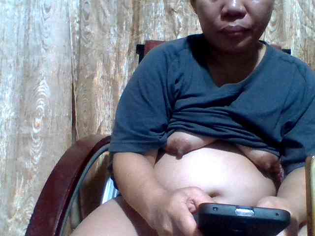 lovelyshantal webcam
