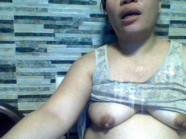 lovelyshantal webcam