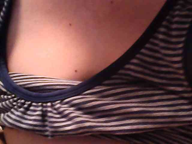 lovelyshantal webcam