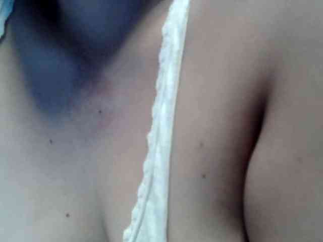 lovelyshantal webcam