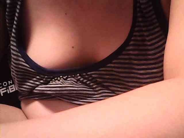 lovelyshantal webcam