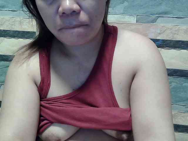 lovelyshantal webcam