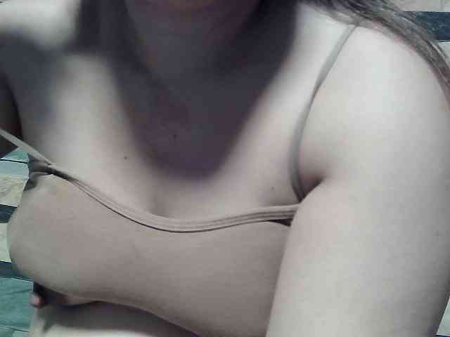 lovelyshantal webcam