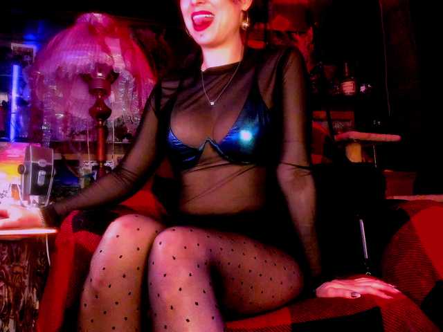 miss-asmodeus's BongaCams show and profile