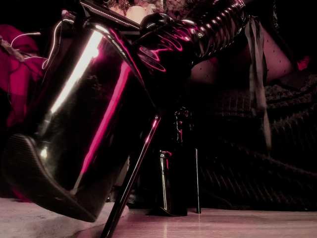 miss-asmodeus