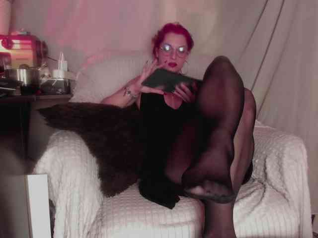 miss-asmodeus Live Webcam on BongaCams