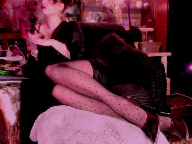 miss-asmodeus webcam