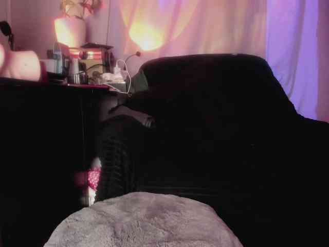 miss-asmodeus webcam