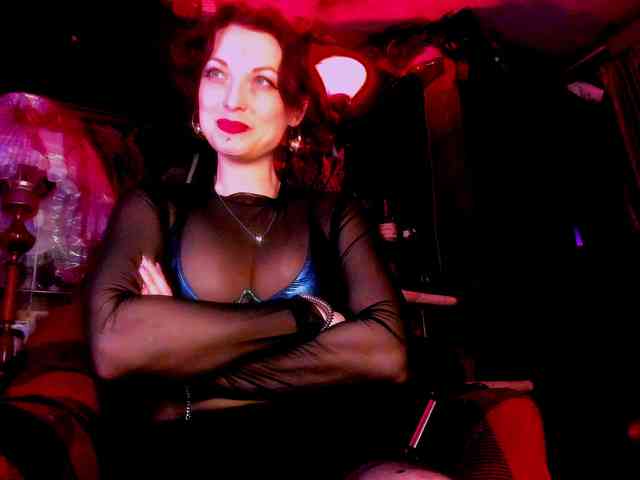 miss-asmodeus webcam