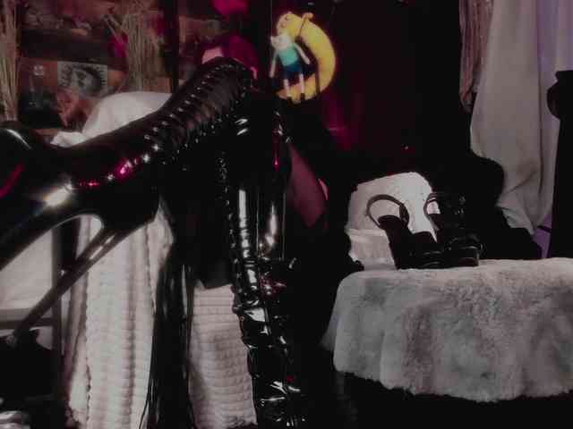 miss-asmodeus webcam