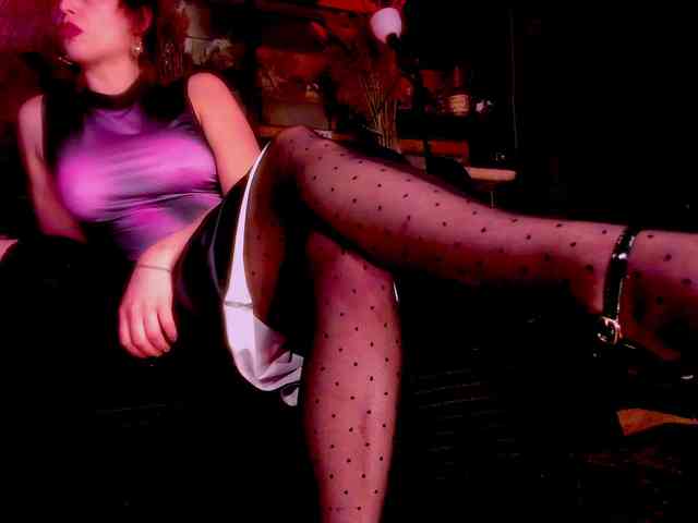 miss-asmodeus webcam