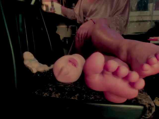 miss-asmodeus's webcam live show