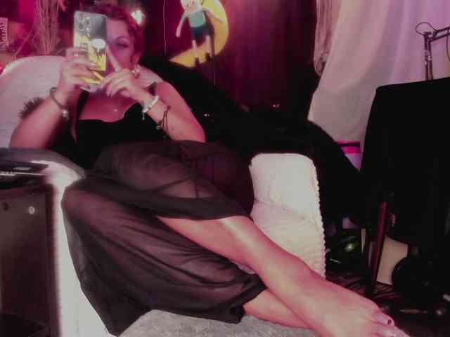 miss-asmodeus webcam