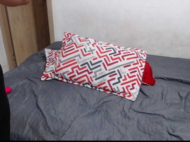 carlos-diana live cam on BongaCams