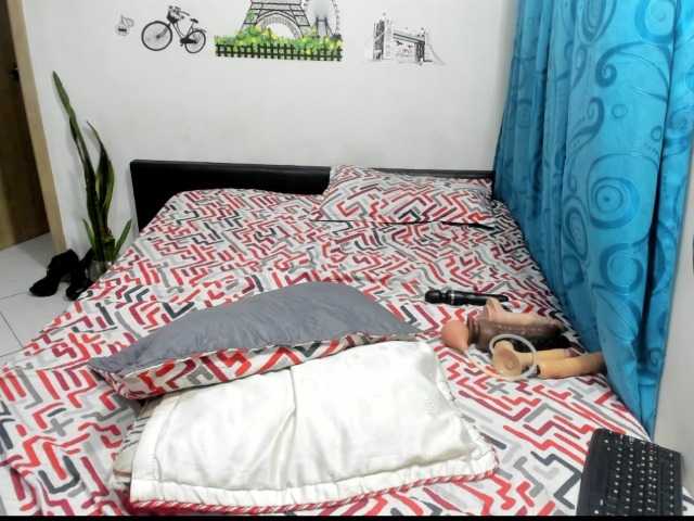 carlos-diana live cam on BongaCams