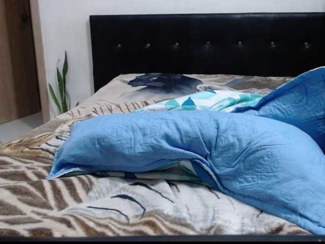 carlos-diana live cam on BongaCams