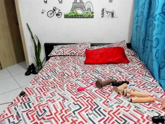 carlos-diana live cam on BongaCams