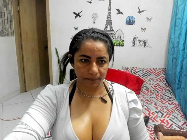 carlos-diana live webcam show